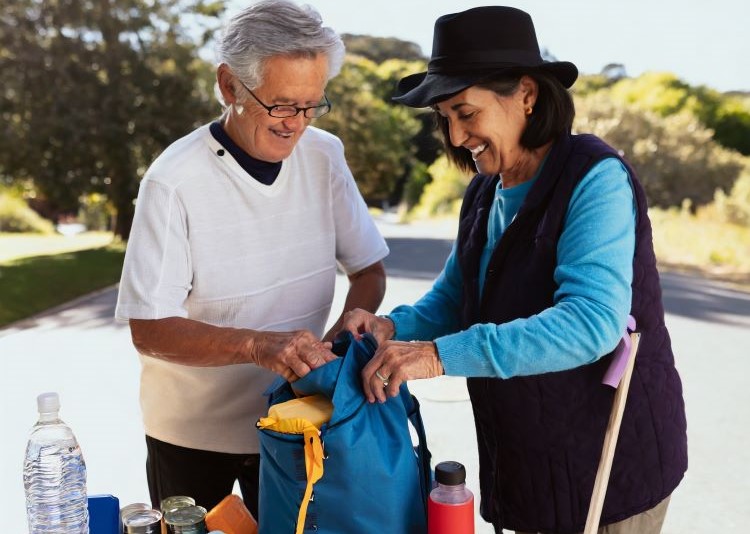 Step-by-step Guide to Building a Senior-friendly Emergency Kit 